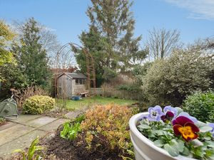 Photo 32- click for photo gallery